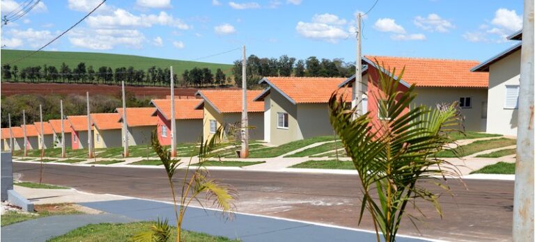 Casa Paulista Municípios destrava quase 2 mil moradias com aporte das prefeituras